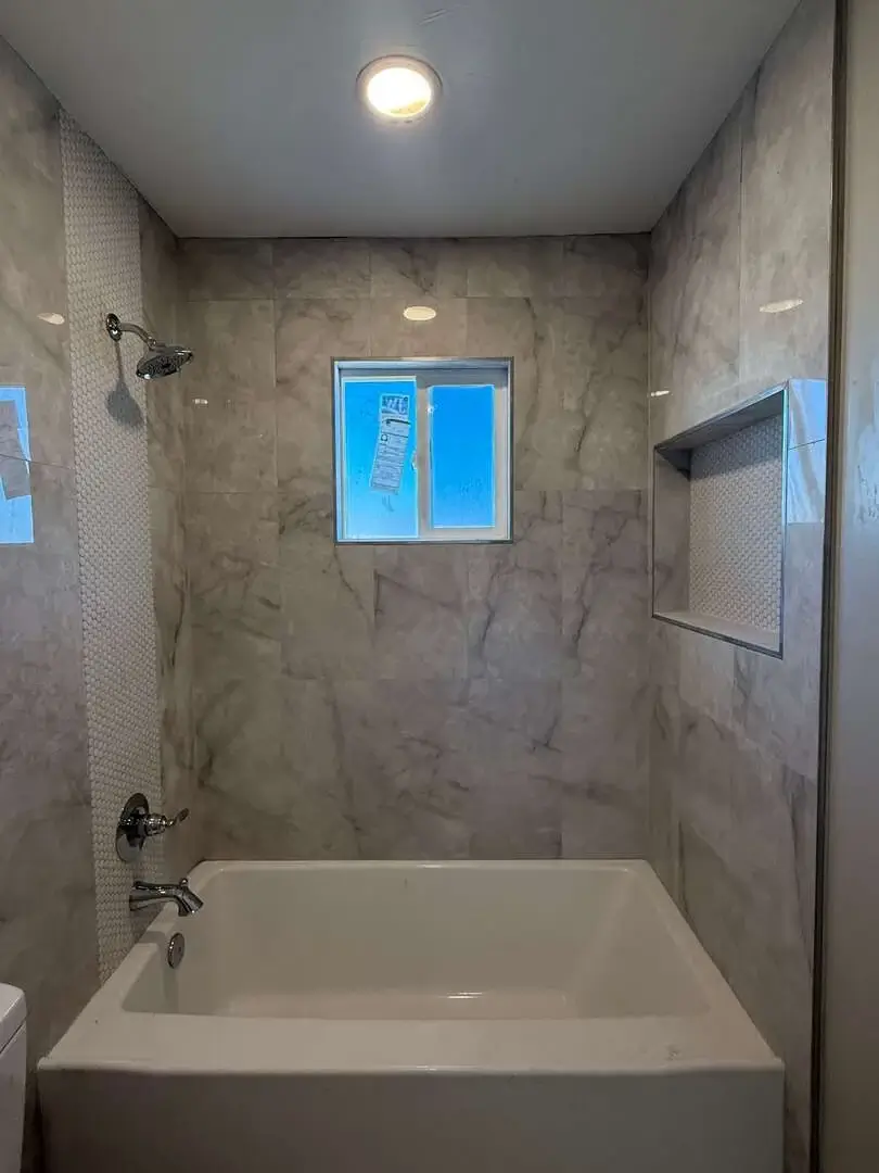 Bathroom Remodel: Marble-Look Tile