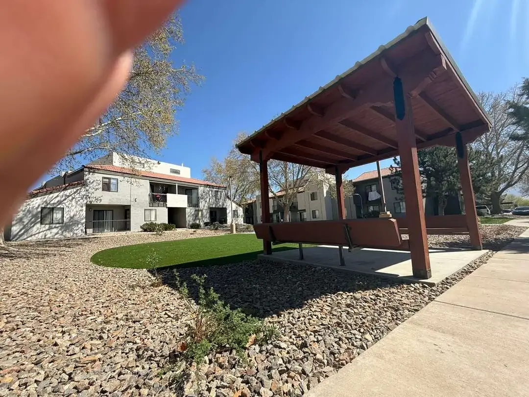 Community Common Area: Ramada & Courtyard